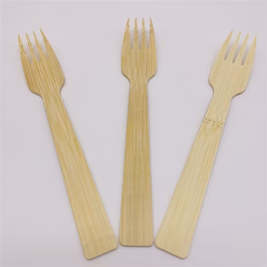 Disposable Bagasse Round Plates with 6" Bamboo Fork